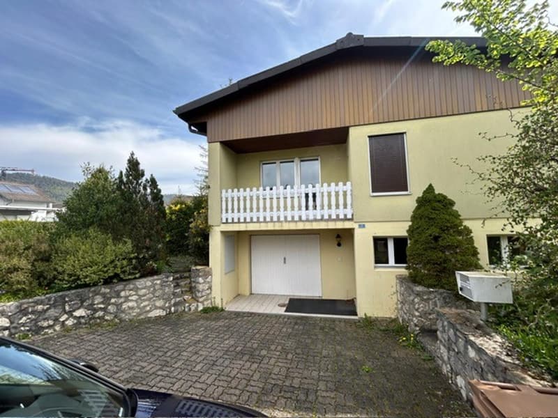 Prächtiges Einfamilienhaus mit 6,5 Zimmern in Courroux (2)