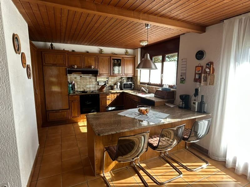 Bright and quiet semi-detached house in Bassecourt – 5 rooms with garage and terrace (6)