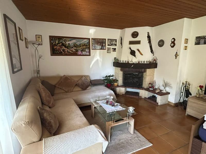 Bright and quiet semi-detached house in Bassecourt – 5 rooms with garage and terrace (8)