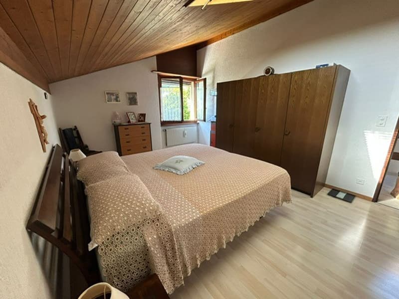 Bright and quiet semi-detached house in Bassecourt – 5 rooms with garage and terrace (13)