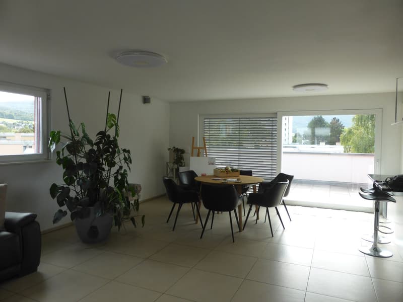 Magnifique appartement attique de 5 pièces à Delémont (3)