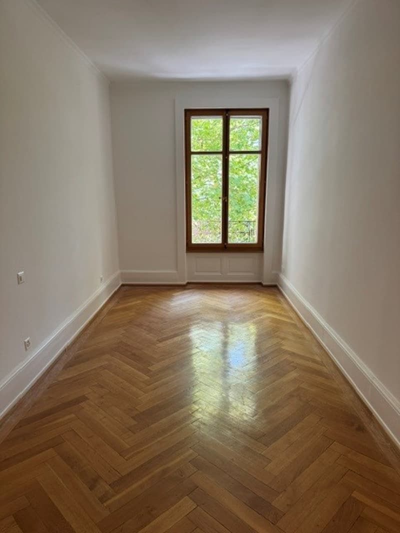 Charmantes 5-Zimmer-Wohnung im Herzen von Lausanne renoviert (7)