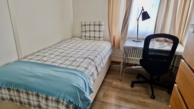 Einzelzimmer in Wohnung 4 (Zimmer 2)