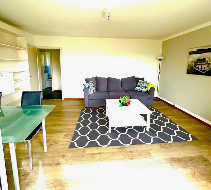 Wohnzimmer in Wohnung 4
