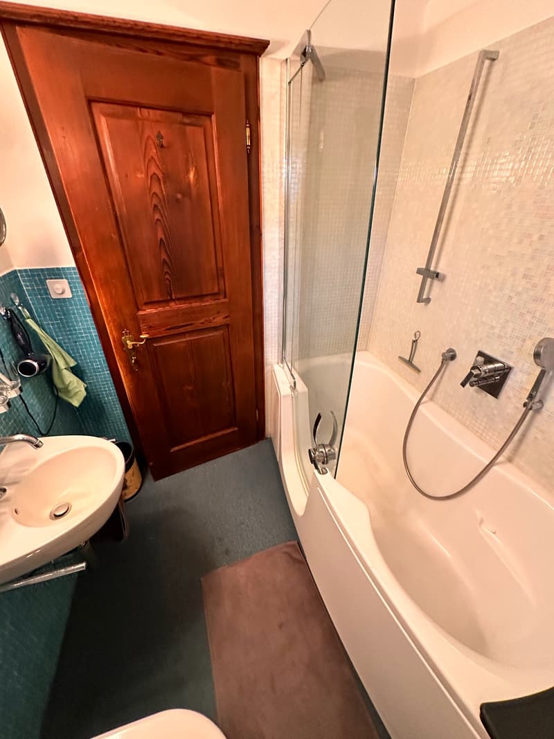 Affascinante chalet di 6 locali in una posizione tranquilla di Klosters-Serneus (10)