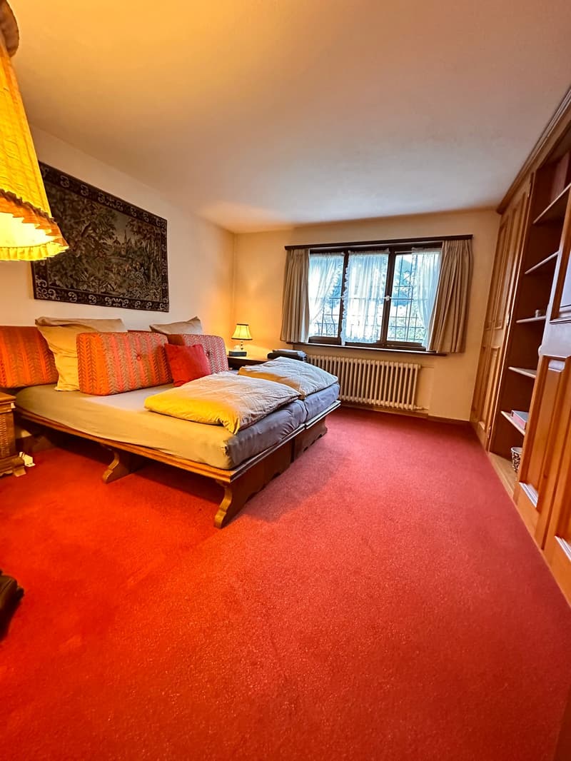 Affascinante chalet di 6 locali in una posizione tranquilla di Klosters-Serneus (15)