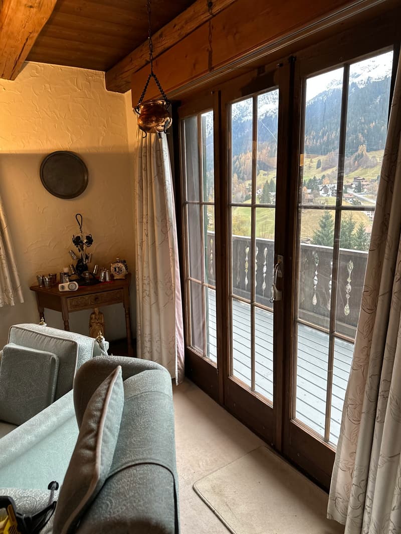 Affascinante chalet di 6 locali in una posizione tranquilla di Klosters-Serneus (8)