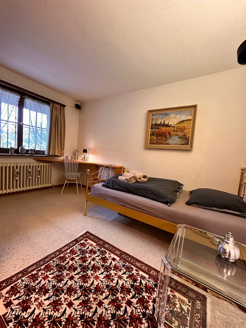 Affascinante chalet di 6 locali in una posizione tranquilla di Klosters-Serneus (17)