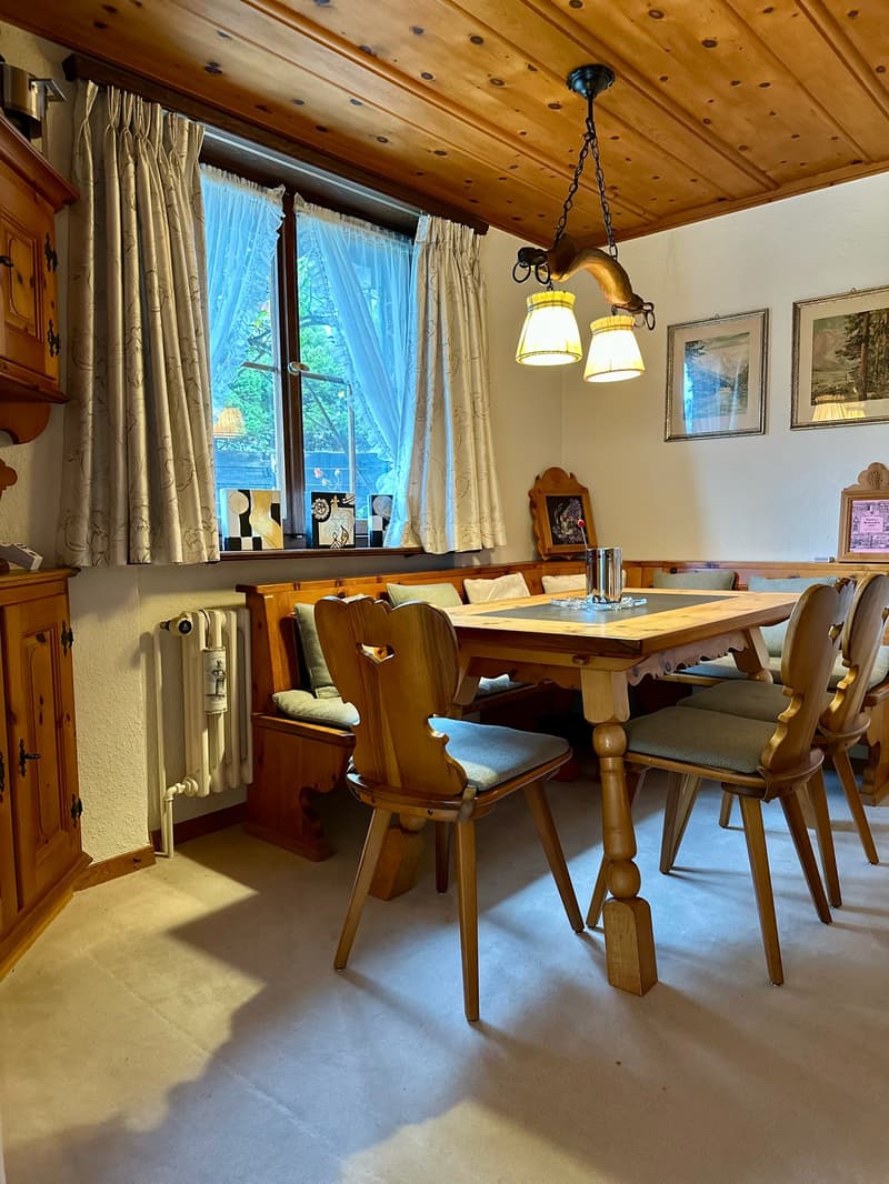 Affascinante chalet di 6 locali in una posizione tranquilla di Klosters-Serneus (6)