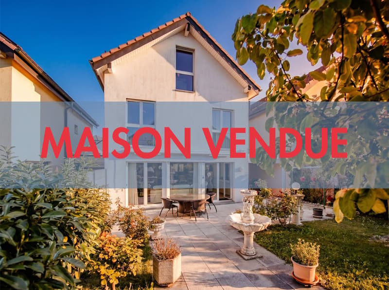 VENDUTA - Casa di 6.5 locali in un quartiere familiare ricercato (1)