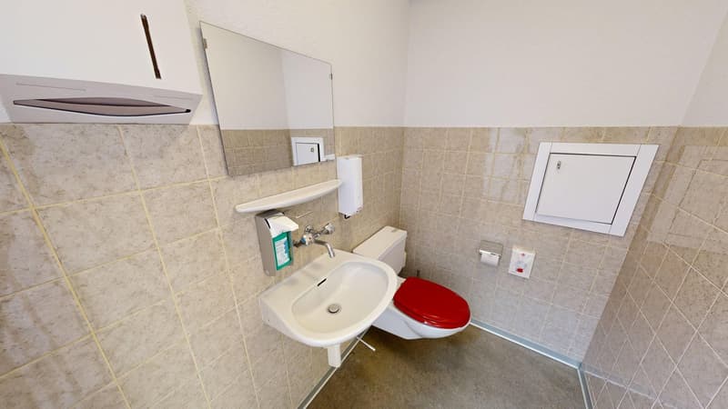 Spazio studio/ufficio luminoso 165 m² con parcheggi a Wünnewil (7)