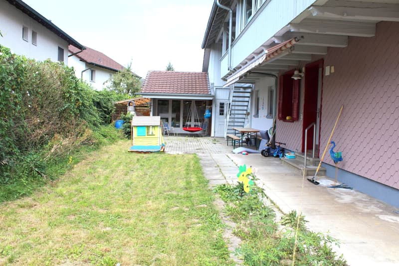 3.5-room garden apartment with seating area for rent in Uetendorf (10)