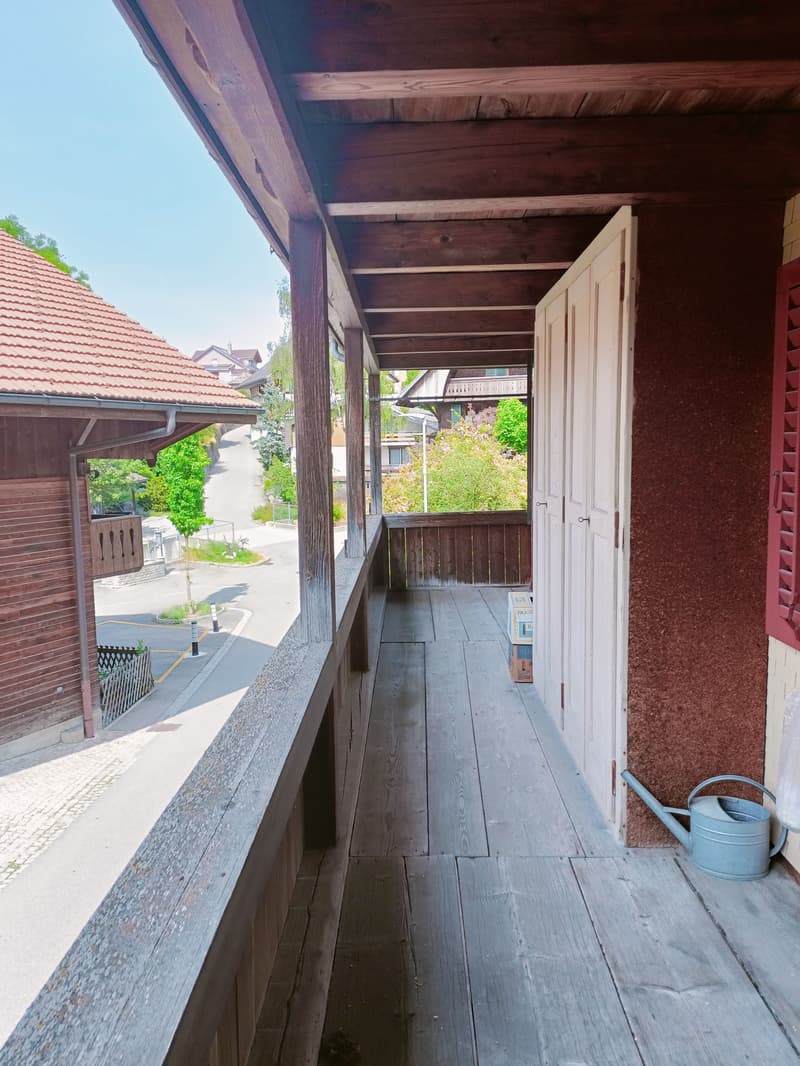 Appartamento 3.5 locali con due balconi in affitto a Schwarzenburg (7)