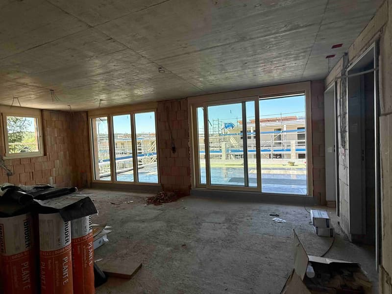 3.5-room attic apartment with 75 m² terrace in Biberist for sale (4)