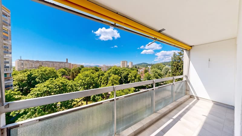 Appartement 5.5 pièces avec 2 balcons, situé au centre de Bern-Bümpliz (9)