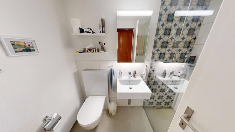 2.5-Zimmer-Wohnung mit Seesicht in Gunten (10)