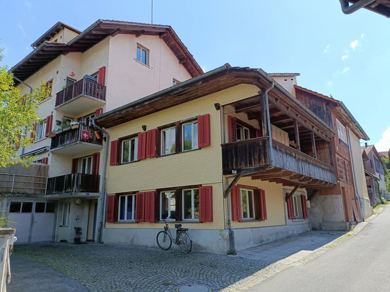 3.5-Zimmer-Wohnung mit zwei Balkonen in Schwarzenburg mieten (8)