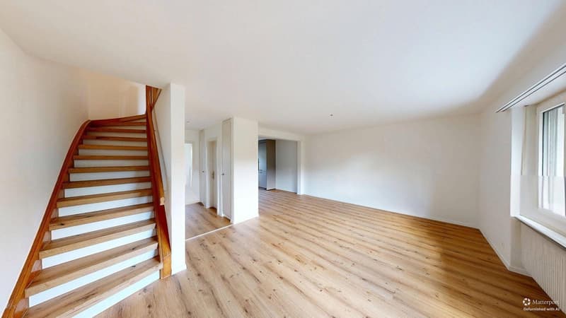 Frisch saniert - 4.5-Zi.-Reihenmittelhaus mit Garten und Terrasse (2)