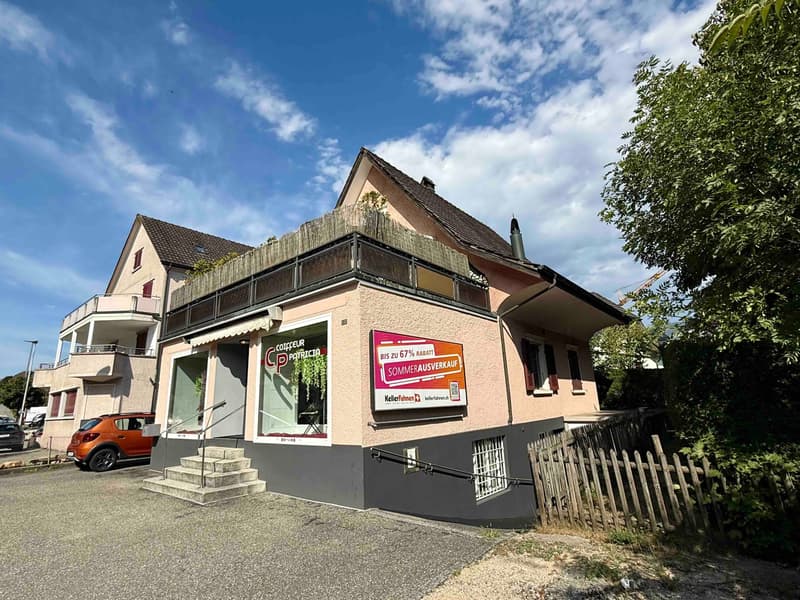 6.5-Zimmer-Haus mit Gewerbeanteil in Zuchwil kaufen (1)