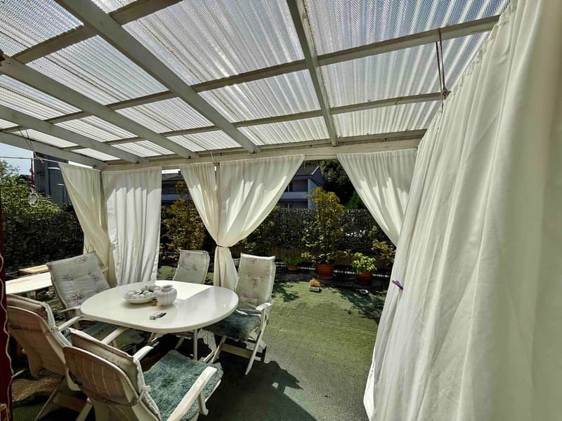 6.5-Zimmer-Haus mit Gewerbeanteil in Zuchwil kaufen (8)