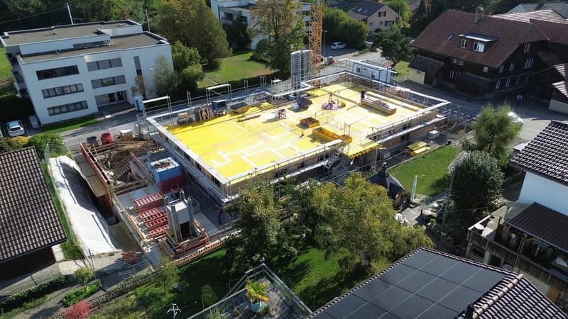 4.5 Zimmer Neubauwohnung im Erdgeschoss mit Sitzplatz (10)