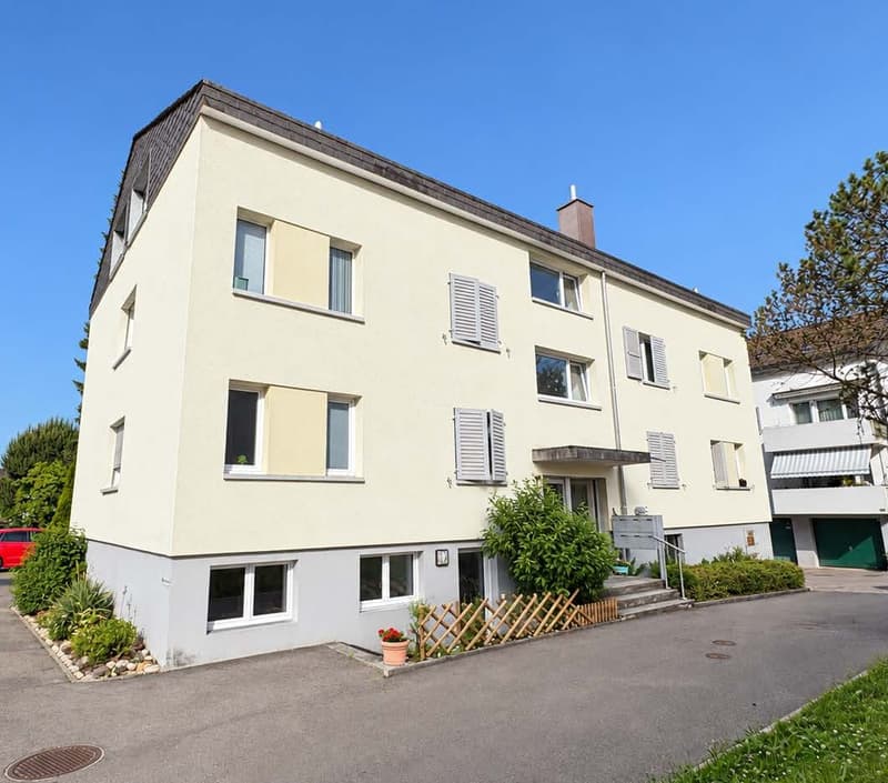 Helle, renovierte Wohnung mit angenehmer Nachbarschaft... (1)