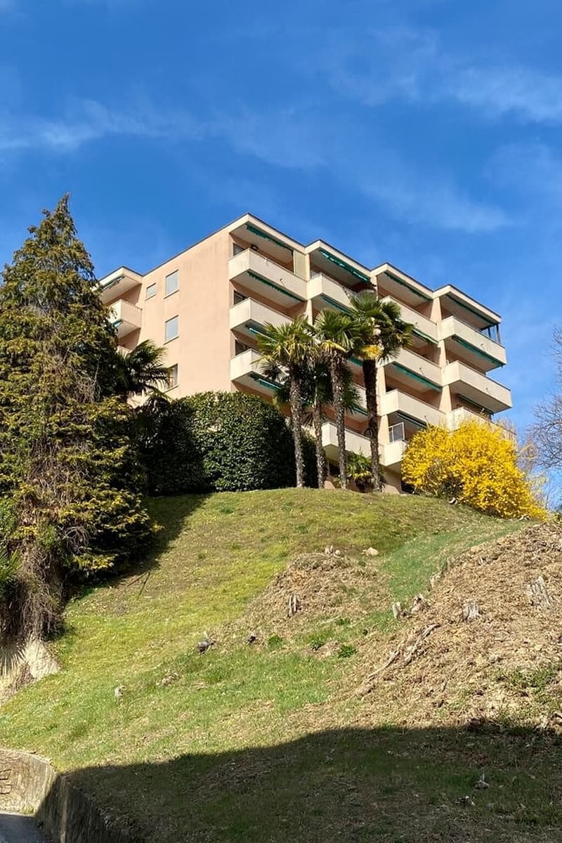 CASLANO, PURA â INVESTIMENTO AL 5% CON VISTA LAGO (1)
