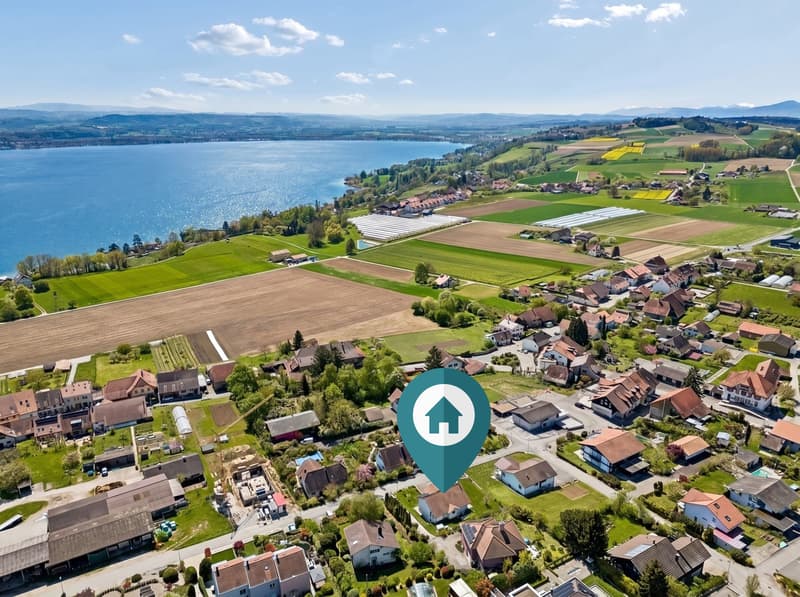 Living above Lake Murten (2)