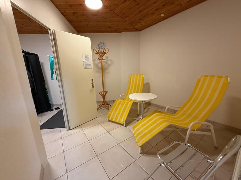 Charmante 3.5-Zimmer-Wohnung in Brunnen – sofort bezugsbereit (18)