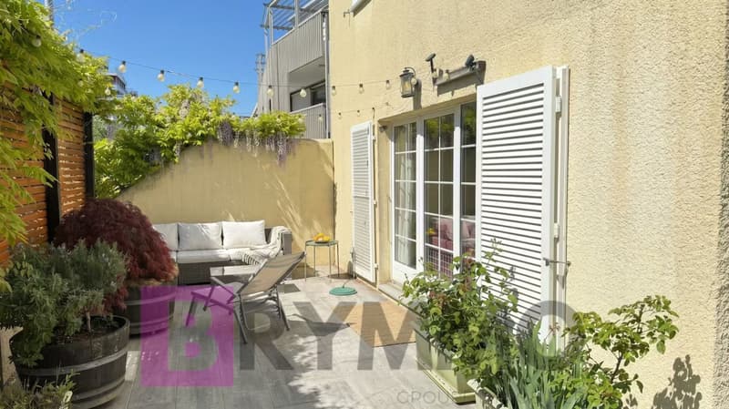 Semi-detached house with 5.5 rooms in the heart of Gland town (15)