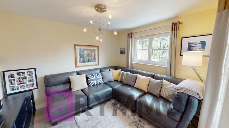 Semi-detached house with 5.5 rooms in the heart of Gland town (6)