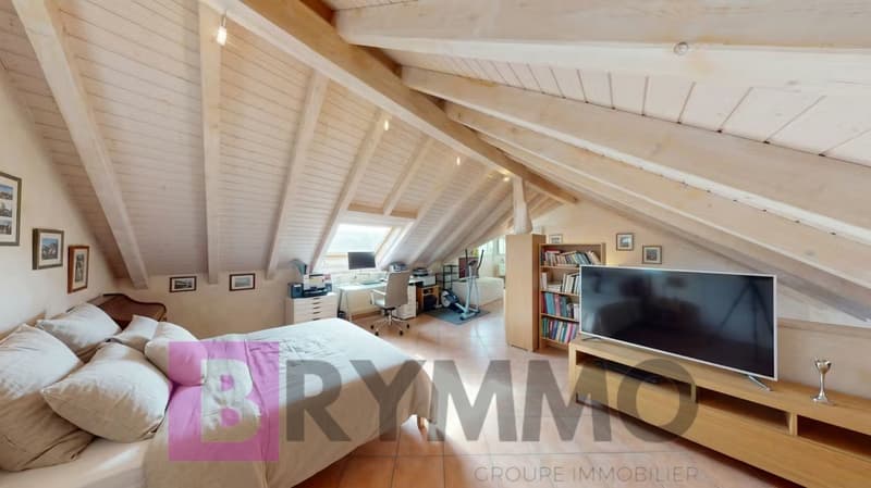 Semi-detached house with 5.5 rooms in the heart of Gland town (12)