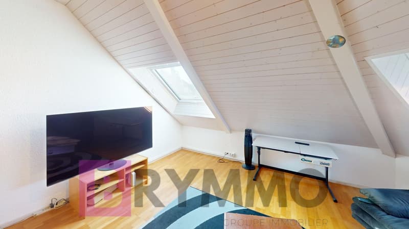 In the heart of Rolle — 5.5-room villa with independent 2-room apartment and swimming pool (14)