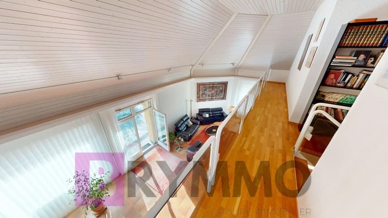 In the heart of Rolle — 5.5-room villa with independent 2-room apartment and swimming pool (11)