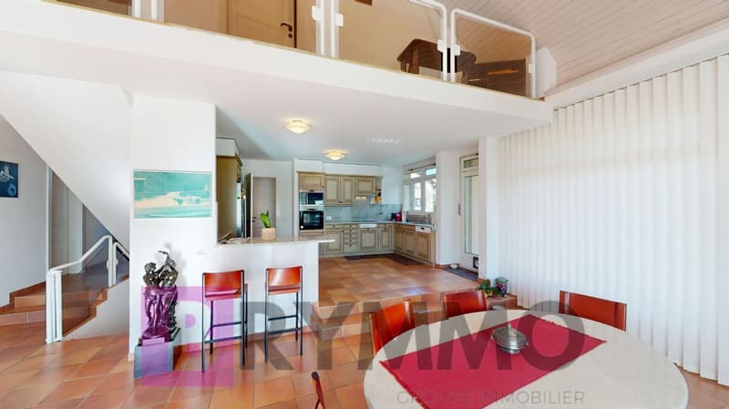 In the heart of Rolle — 5.5-room villa with independent 2-room apartment and swimming pool (7)