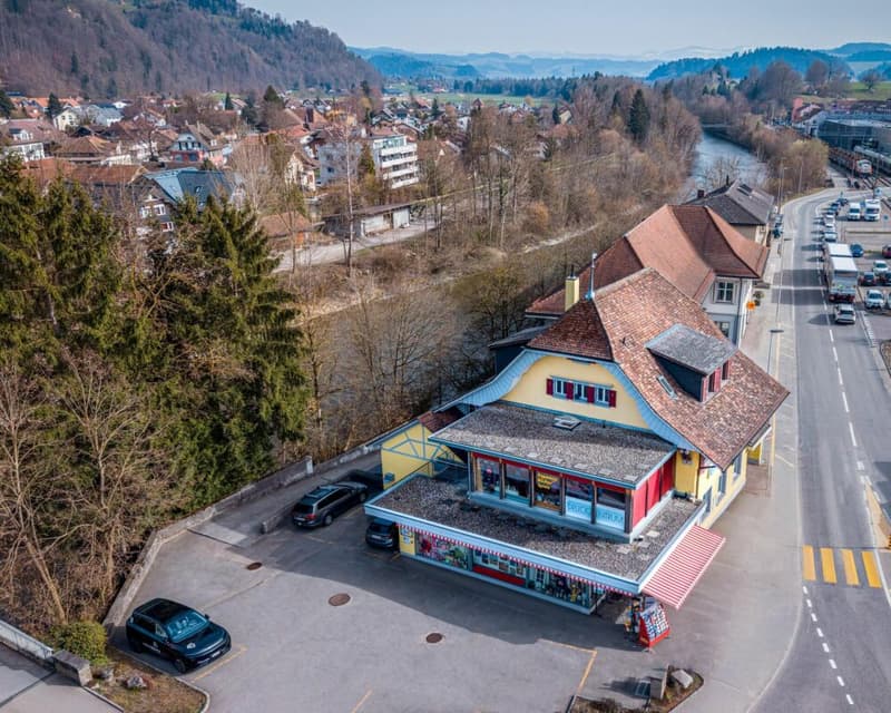 Attractive rental property in the village center (1)