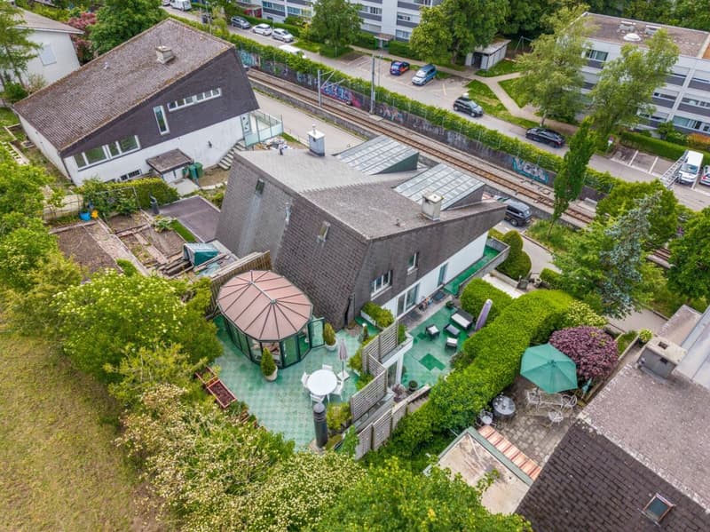 Special terraced semi-detached house with glass pavilion (19)