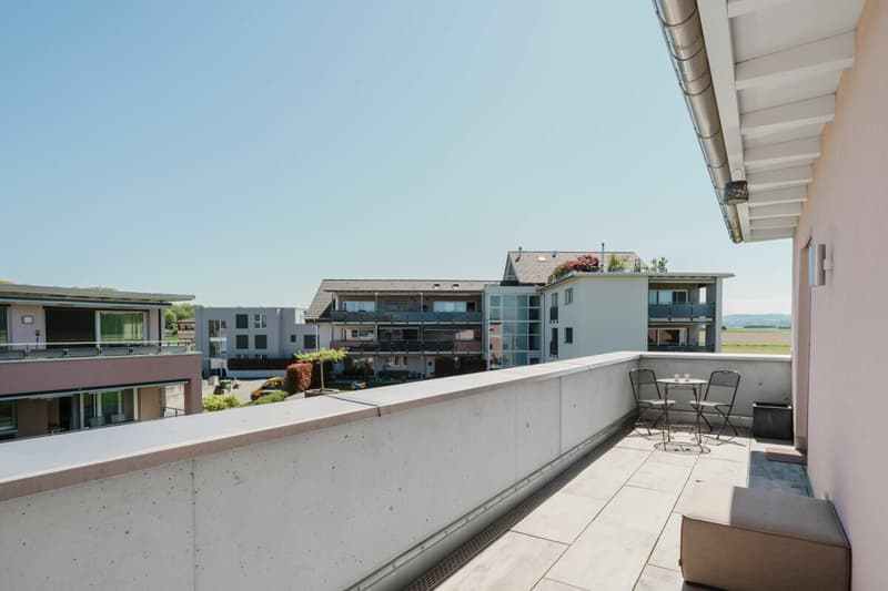 Exclusive attic oasis with 167 m² living space & 108 m² panoramic terraces (25)