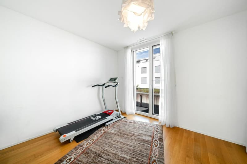 Grosszügige 4.5-Zimmer-Wohnung mit Terrasse und Weitsicht (12)
