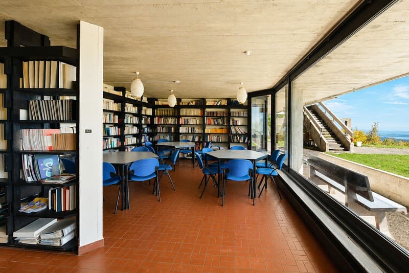 Haven of tranquility with green surroundings and panoramic view of Lake Neuchâtel (10)