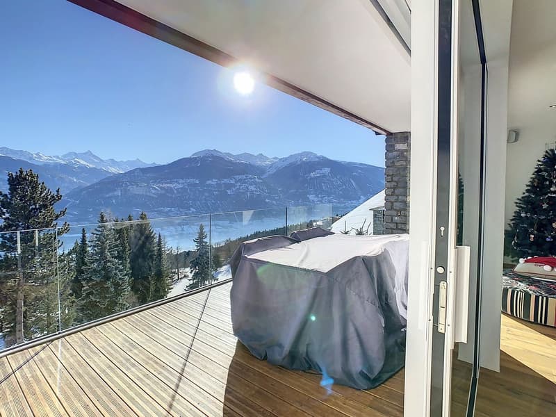 Amazing chalet in Crans Montana (3)