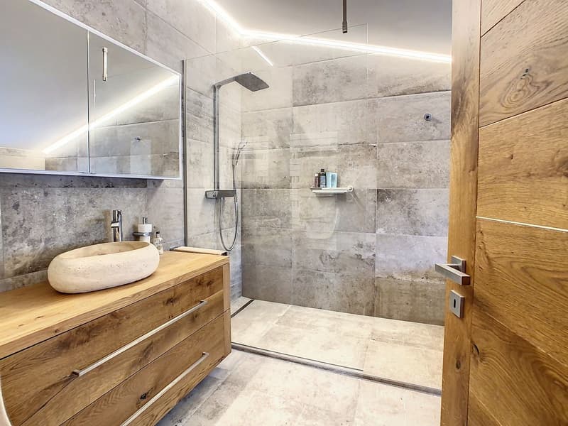 Amazing chalet in Crans Montana (1)