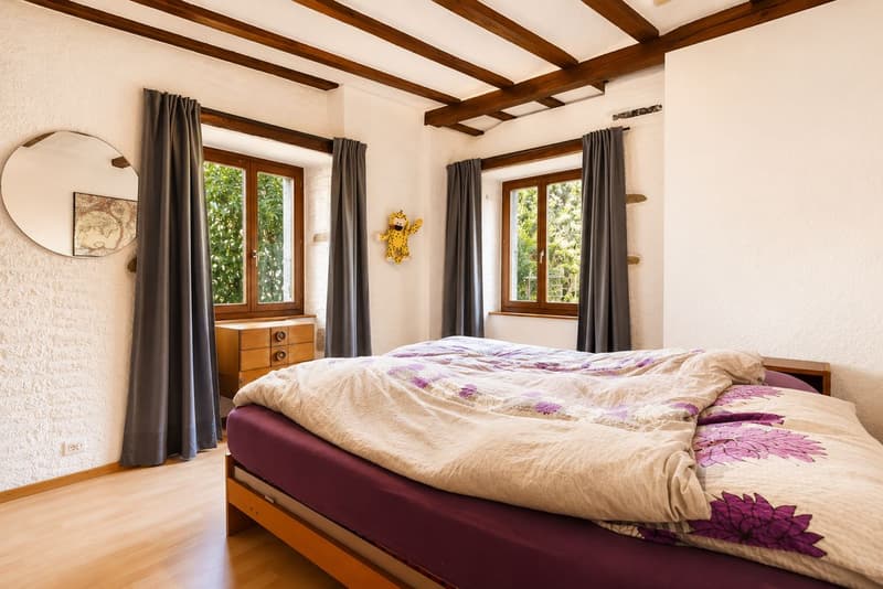 Charming 4.5-room apartment in Coffrane (3)