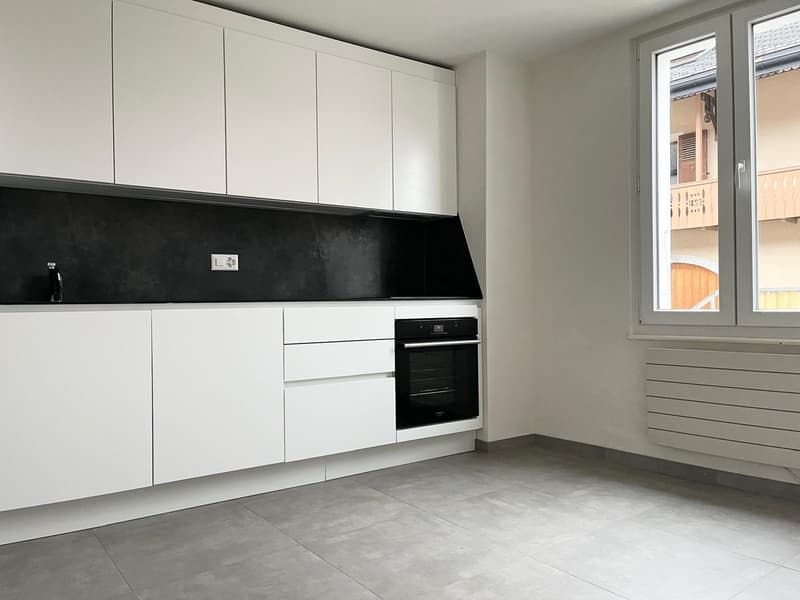 Objet rare - Ravissant triplex 4.5 pièces au coeur du vieux village de Collombey (3)