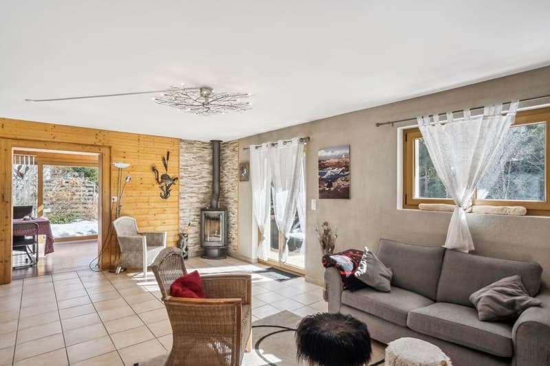 Individual Chalet with Charm - Available as a Secondary Residence (2)