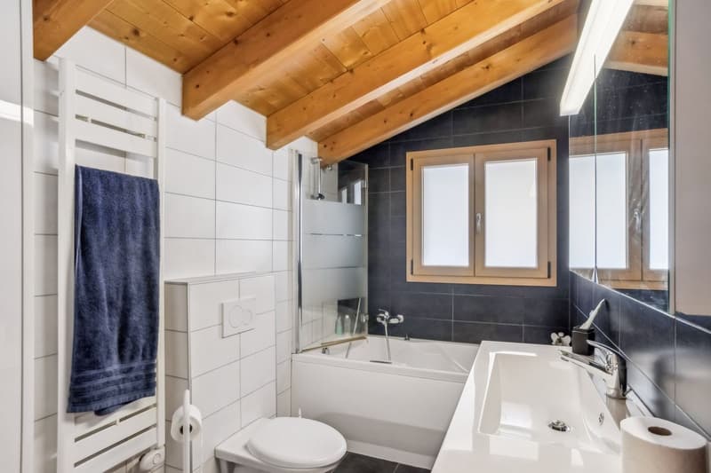 Individual Chalet with Charm - Available as a Secondary Residence (7)