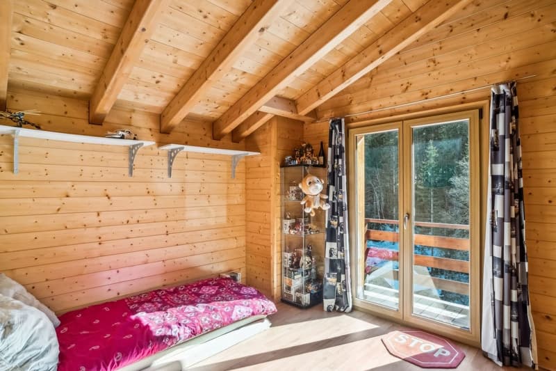 Individual Chalet with Charm - Available as a Secondary Residence (5)