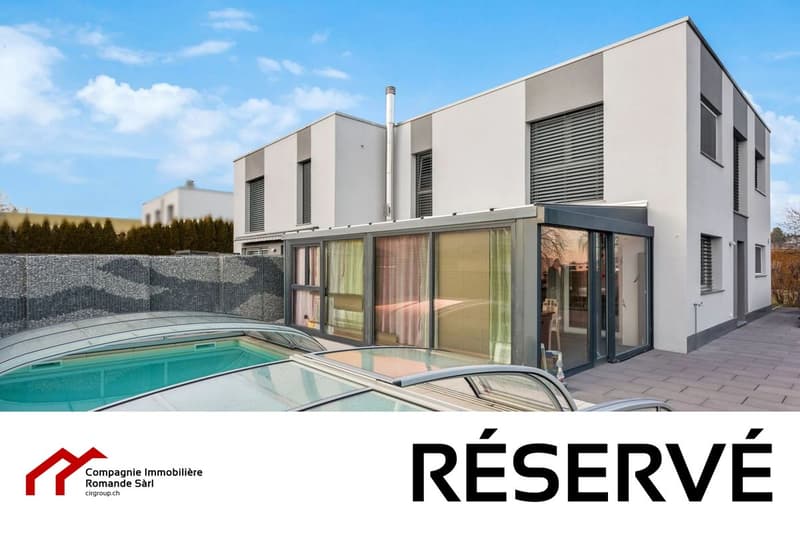 Semi-detached villa with pool in Romont (1)