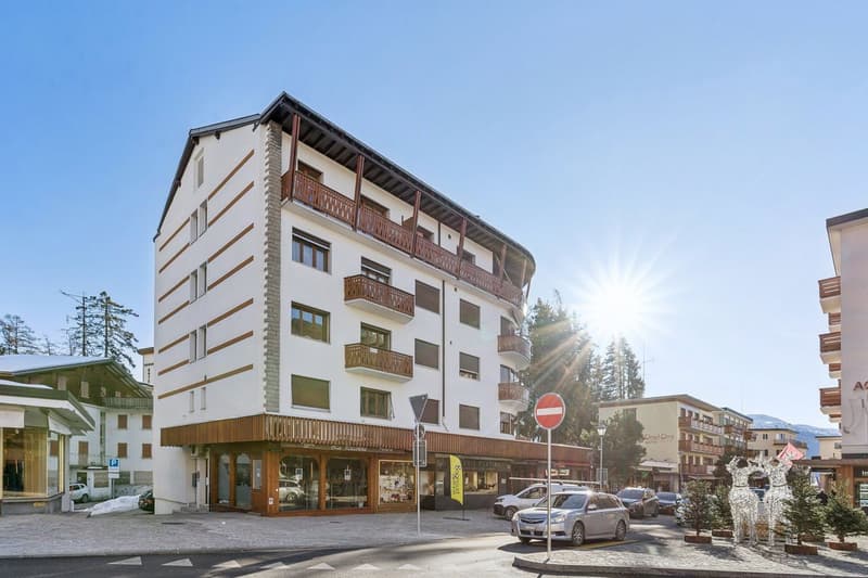 Rare opportunity in the heart of Crans-Montana (9)