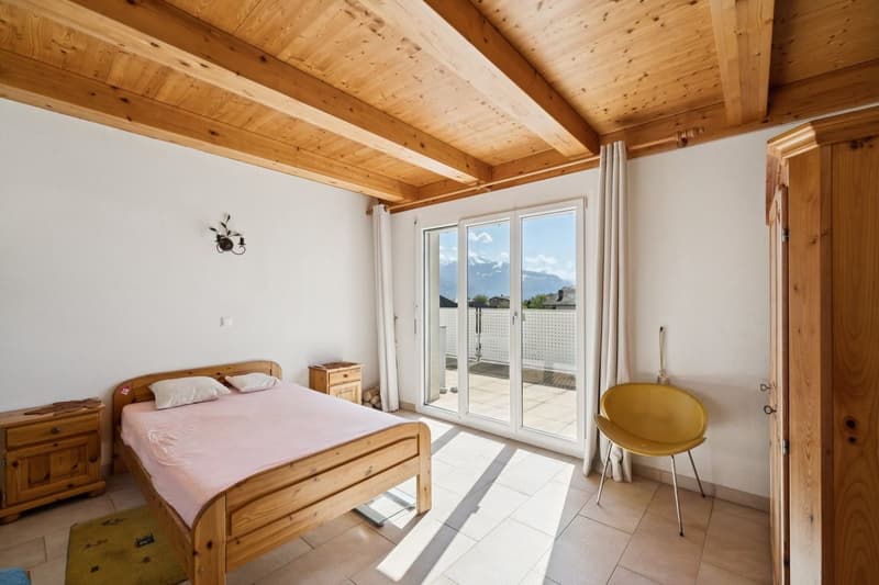 Spacious 5.5-room apartment with a view of the Dent Blanche (6)